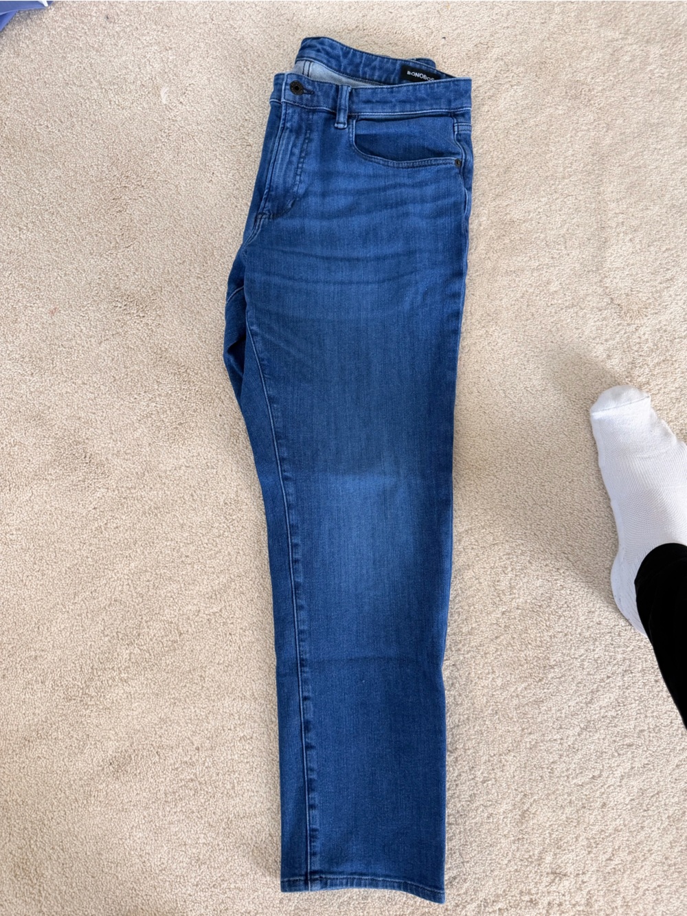 Bonobos Men’s Slim Fit Jeans in Medium Blue Wash